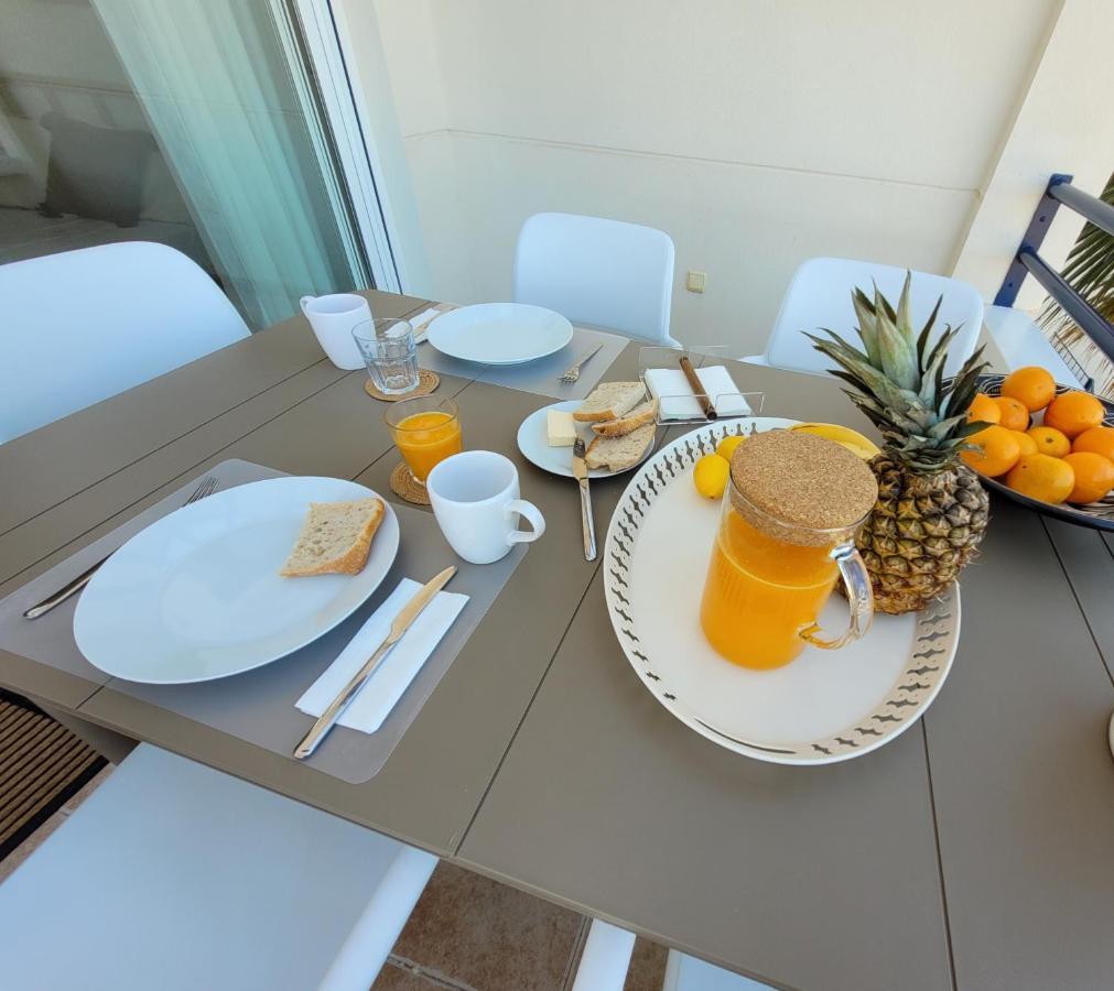 Chilledholidays Apartment Torrevieja Bagian luar foto